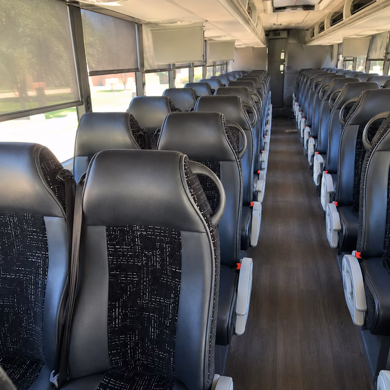 hollywood bus rental service area